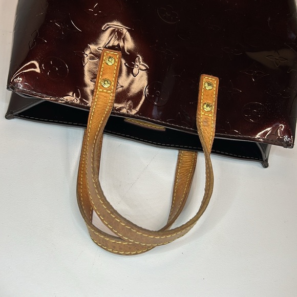 Louis Vuitton Vernis amarant hand bag - Picture 11 of 13